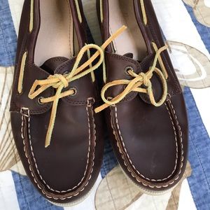 GH Bass Hampton Boat Shoes - almost new, worn once!